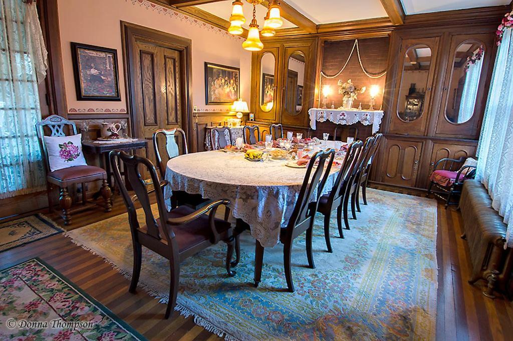 Rosewood Inn Corning Εξωτερικό φωτογραφία